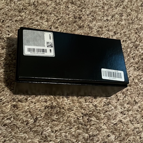 Dolce & Gabbana sunglasses box - Picture 5 of 6